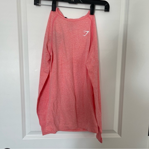 Gymshark Top - Picture 2 of 5